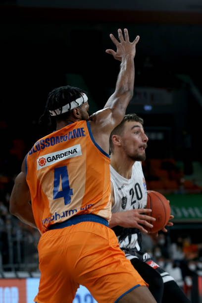 俱乐部立场 俱乐部立场