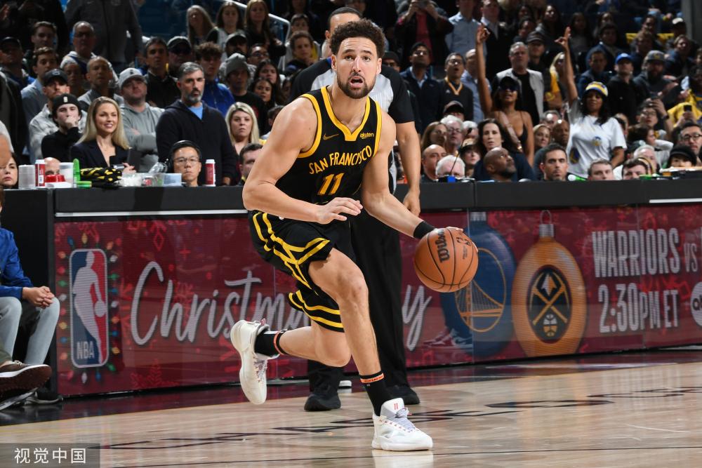 国选手在U 国选手在U