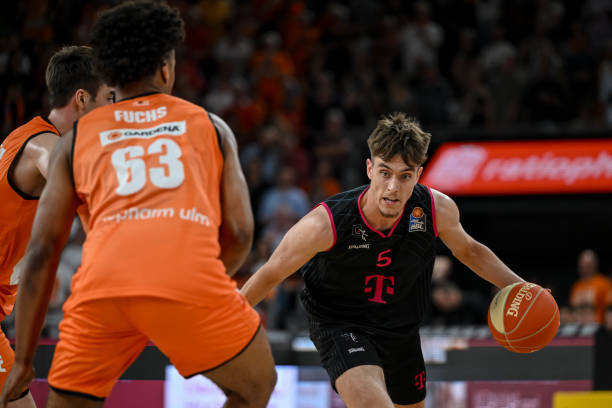 当詹姆斯成 当詹姆斯成